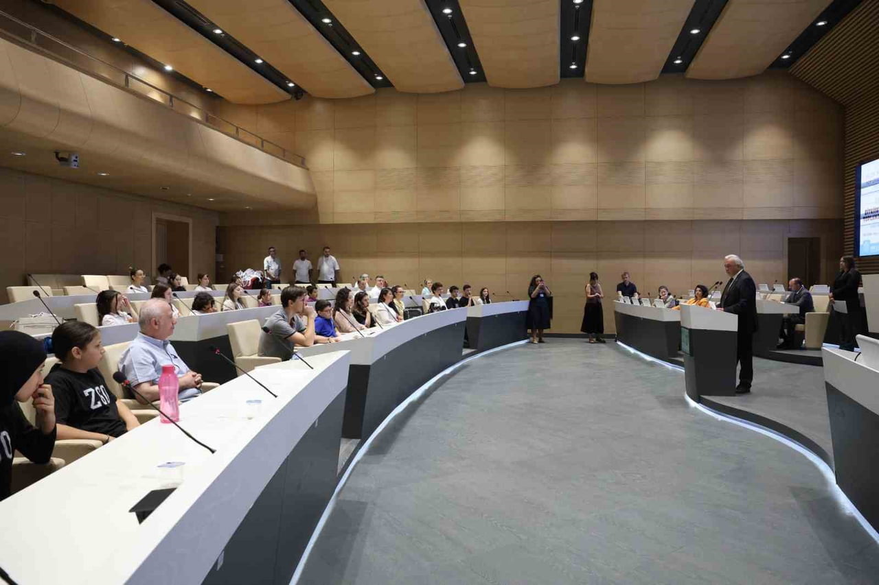 NİLÜFER BELEDİYESİ’NİN ÇEVRE BİLİNCİNİ ARTIRMAK AMACIYLA OKULLAR ARASI DÜZENLEDİĞİ BİTKİSEL ATIK...