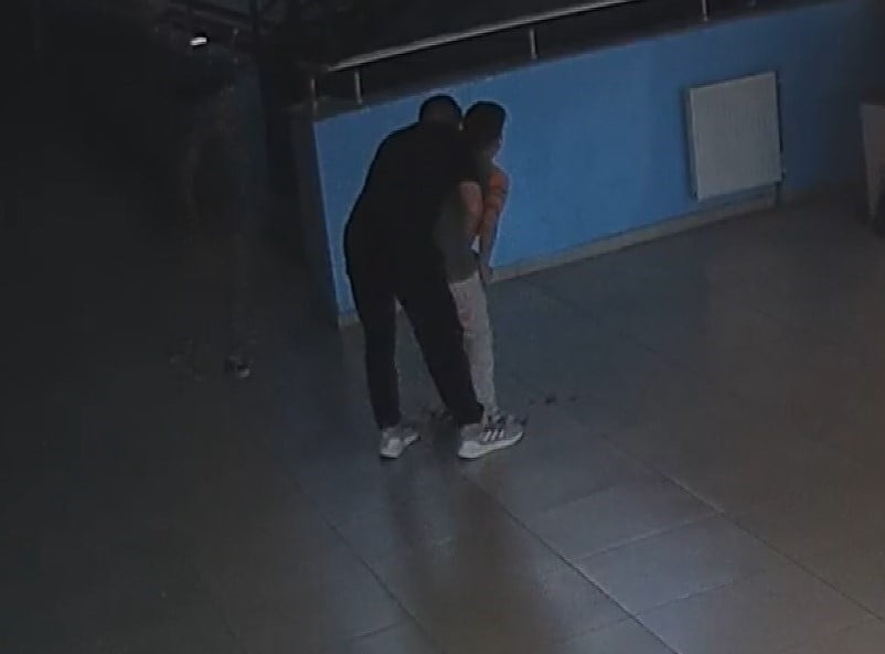 NİZİP İLÇESİNDE YEDİĞİ YEMEK BOĞAZINA KAÇAN 5'İNCİ SINIF ÖĞRENCİSİ, ÖĞRETMENİN HEİMLİCH...