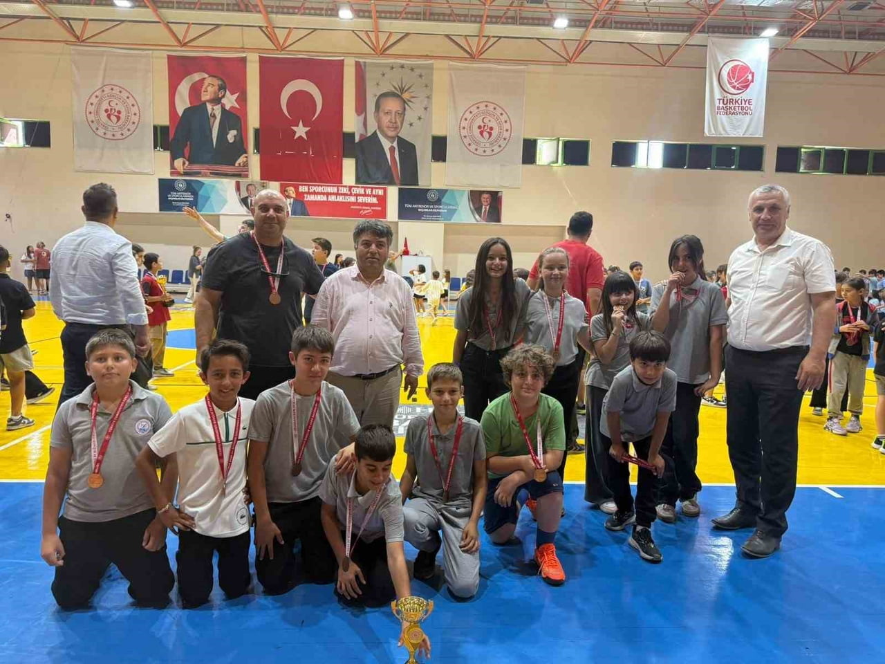 ÖDÜL TÖRENİ