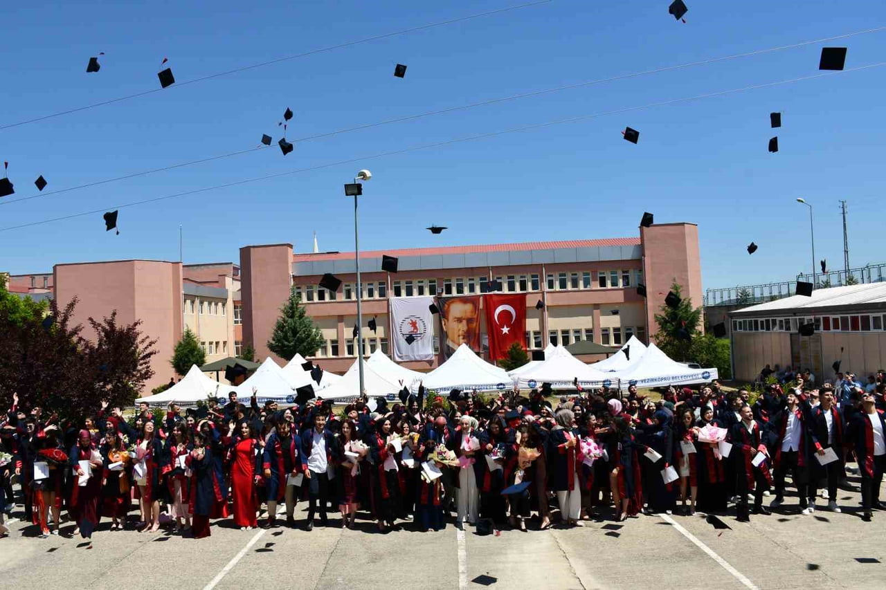 ONDOKUZ MAYIS ÜNİVERSİTESİ (OMÜ) VEZİRKÖPRÜ MESLEK YÜKSEKOKULU’NDA (MYO) 2025-2026 EĞİTİM-ÖĞRETİM...