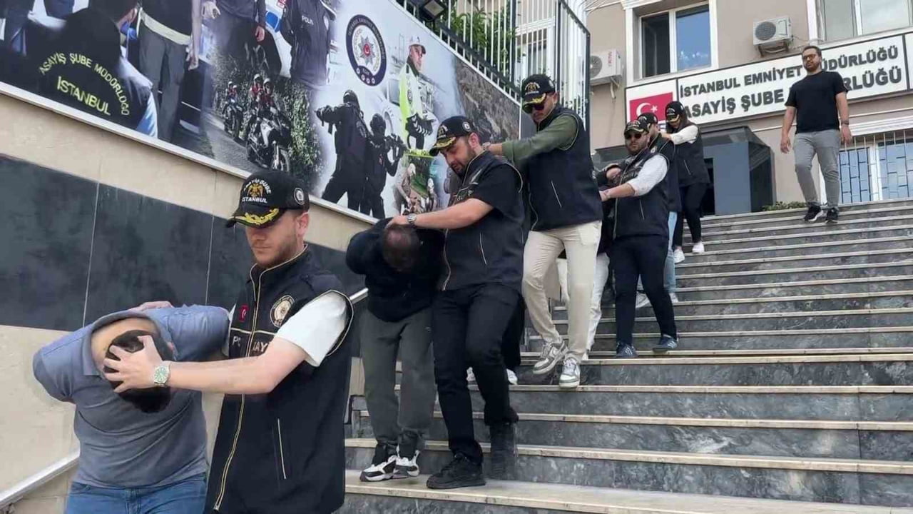 OPERASYONDA 8 KİŞİ GÖZALTINA ALINDI.