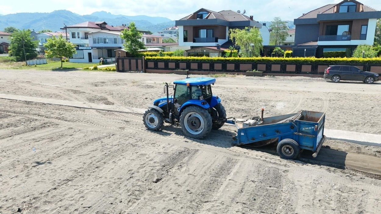 ORDU BÜYÜKŞEHİR BELEDİYESİ, YAZ SEZONUNDA SAHİL VE PLAJLARDA KAPSAMLI BAKIM VE TEMİZLİK ÇALIŞMASI...