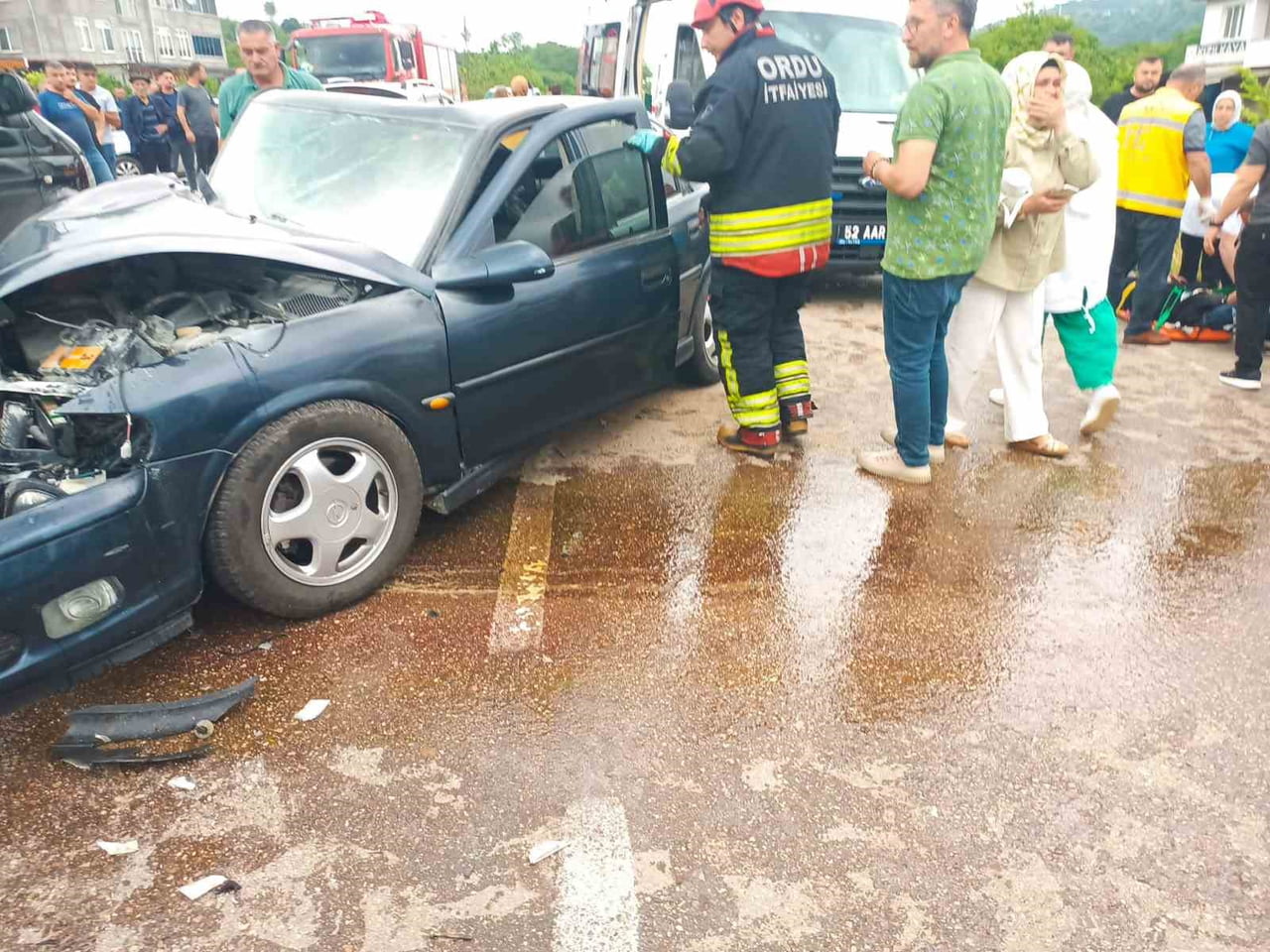 ORDU’NUN FATSA İLÇESİNDE 2 ARACIN ÇARPIŞMASI SONUCU MEYDANA GELEN TRAFİK KAZASINDA 5 KİŞİ...