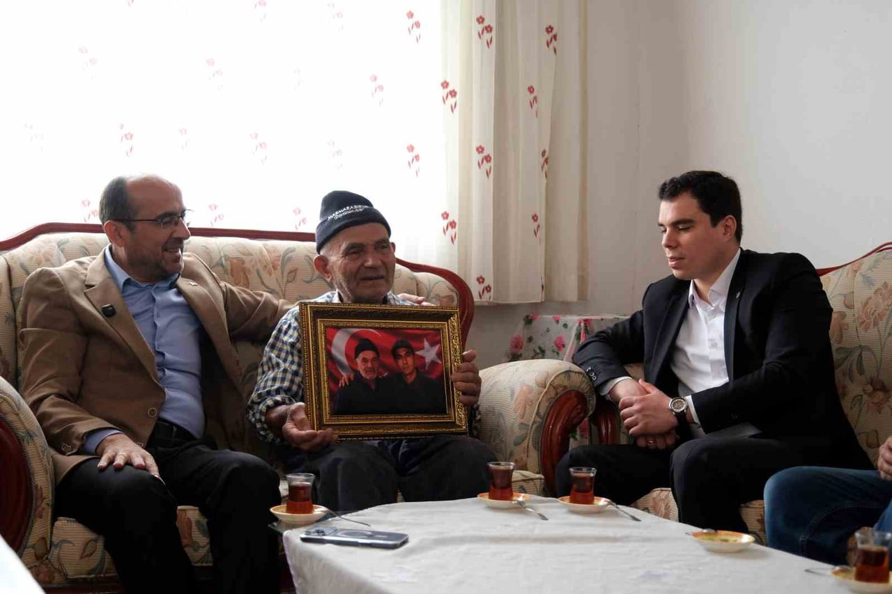 ORHANELİ KAYMAKAMI MUHAMMED FURKAN TUNA VE ORHANELİ BELEDİYE BAŞKANI ALİ OSMAN TAYIR, BABALAR GÜNÜ...