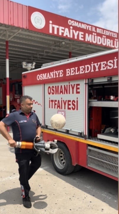 OSMANİYE BELEDİYESİ İTFAİYE MÜDÜRLÜĞÜ EKİPLERİNİN, DÜNYA KUPASI’NDA MÜCADELE EDEN A MİLLİ FUTBOL...