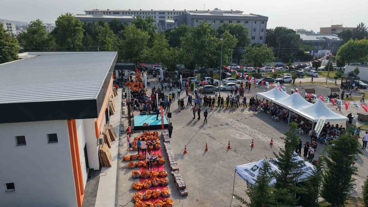 OSMANİYE BELEDİYESİNDEN EĞİTİME VE SPORA 4 MİLYON TL’LİK DESTEK