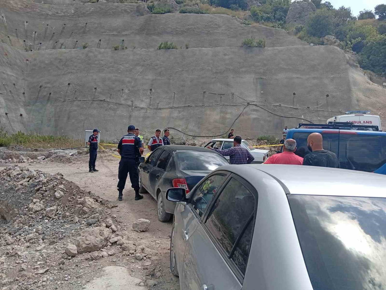 OSMANİYE’DE 54 YAŞINDAKİ BEKÇİ, NÖBET TUTTUĞU ŞANTİYEDE HAYATINI KAYBETTİ