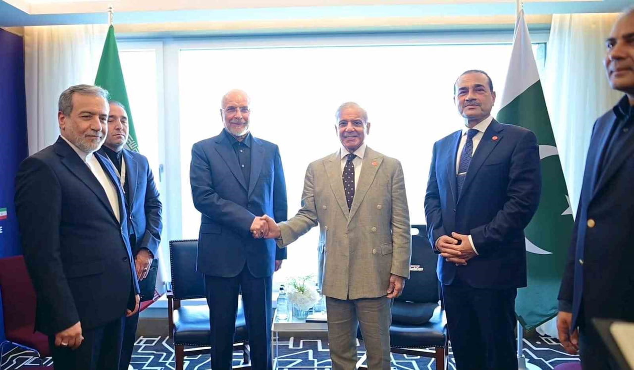 PAKİSTAN BAŞBAKANI ŞAHBAZ ŞERİF DÜN İSVİÇRE’NİN BÜRGENSTOCK KASABASINDA YAPILAN ABD-İRAN...