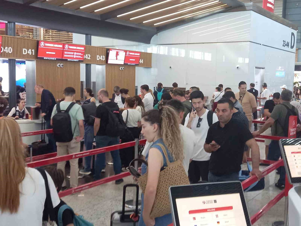 PASAPORT KUYRUĞU