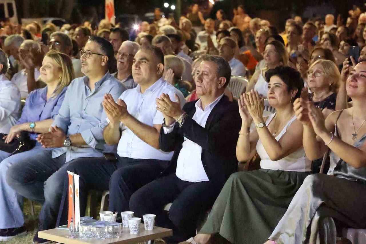 PINARBAŞI’NDA YAZ KONSERİ İLGİ GÖRDÜ