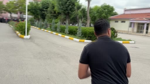 Polisin çabası yetmedi, 2 dakikayla sınavı kaçırdı