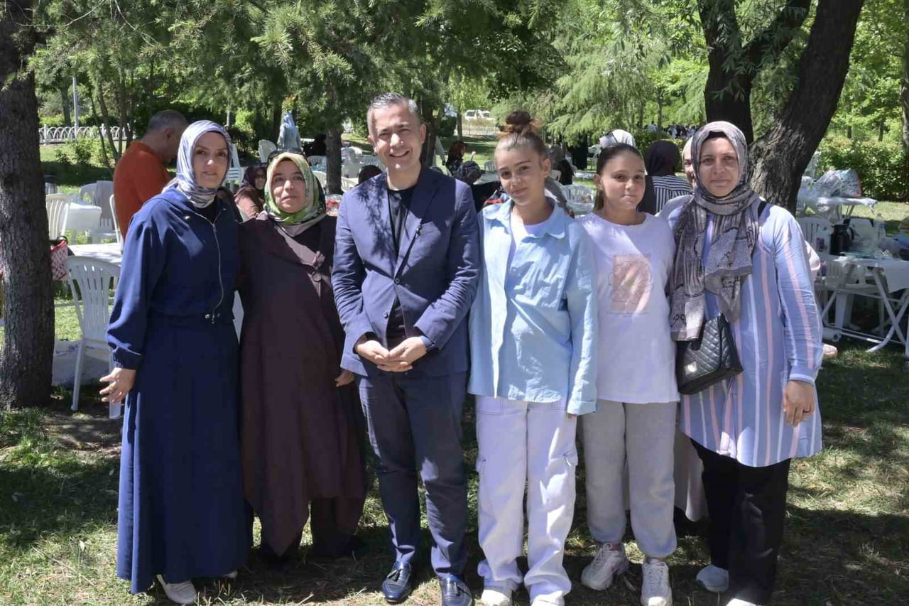PROGRAMA ESENYURT BELEDİYE BAŞKAN VEKİLİ CAN AKSOY DA KATILDI