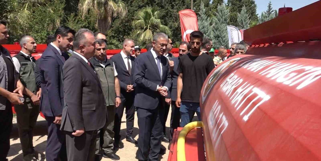 PROTOKOL POMPALI TRAKTÖRLERİ İNCELEDİ