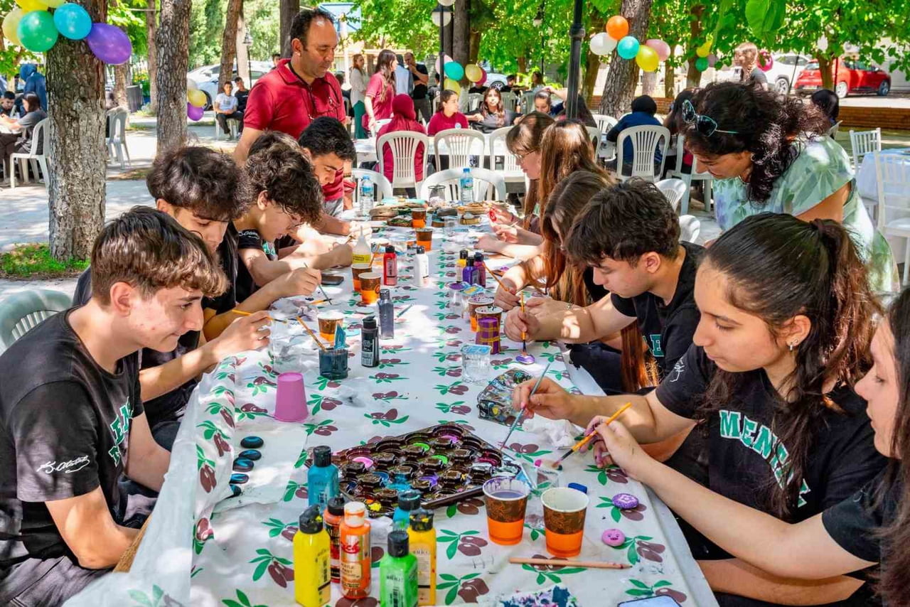 "MENTEŞE’DE İZ’İN OLSUN" ETKİNLİĞİ RENKLİ GÖRÜNTÜLERE SAHNE OLDU