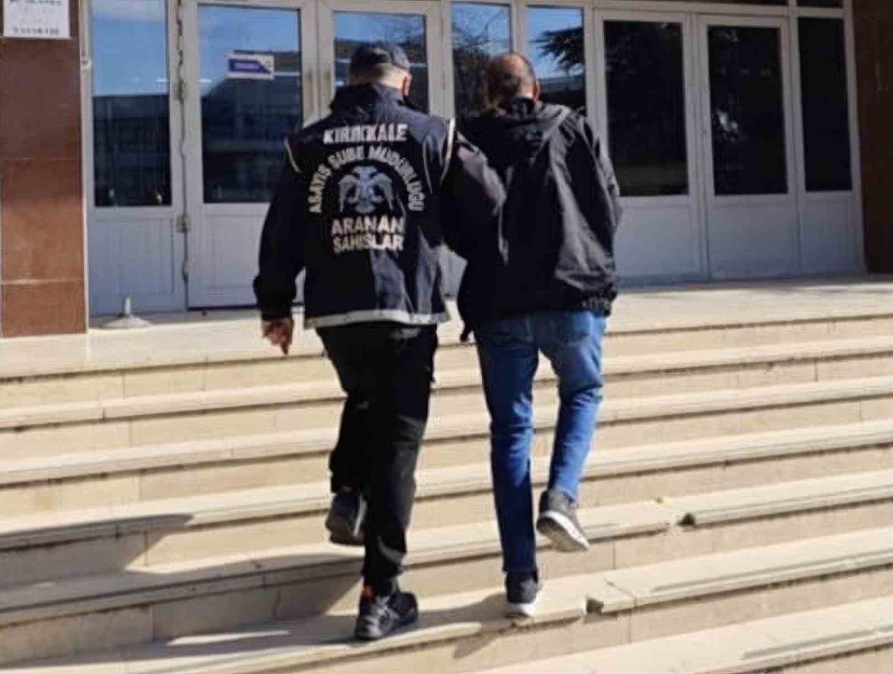 "MUHKEM EŞYAYI KIRARAK HIRSIZLIK" SUÇUNDAN 2 YIL 7 AY 3 GÜN KESİNLEŞMİŞ HAPİS CEZASI BULUNAN VE...