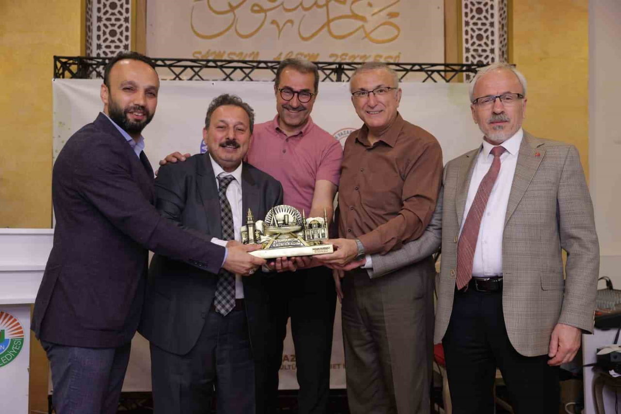 "OZANLAR VE ŞAİRLER BULUŞMASI", ACEM TEKKESİ KÜLTÜR VE SOHBET EVİ’NDE GERÇEKLEŞTİRİLDİ