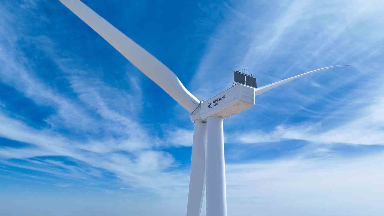 RÖNESANS ENERJİ, EMEA FİNANCE TARAFINDAN DÜZENLENEN PROJECT FİNANCE AWARDS 2025 VE ACHİEVEMENT...