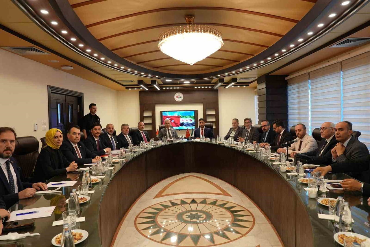 SAĞLIK BAKANI KEMAL MEMİŞOĞLU, BERABERİNDEKİ HEYETLE BİRLİKTE SURİYE’YE RESMİ ZİYARET...