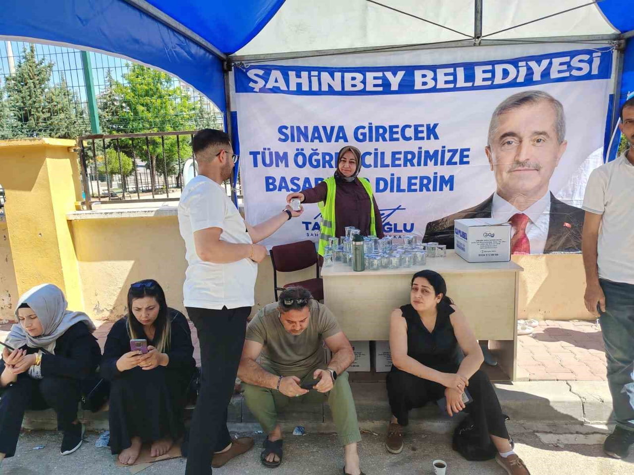 ŞAHİNBEY BELEDİYESİ ZABITA EKİPLERİ, LİSELERE GEÇİŞ SİSTEMİ (LGS) KAPSAMINDA GERÇEKLEŞTİRİLEN...