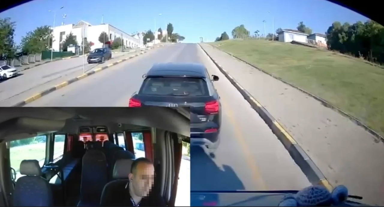 SAKARYA'NIN ADAPAZARI İLÇESİNDE CUMHURİYET SAVCISI B.Y.Ç. İLE MİNİBÜS ŞOFÖRÜ ARASINDA ÇIKAN VE...