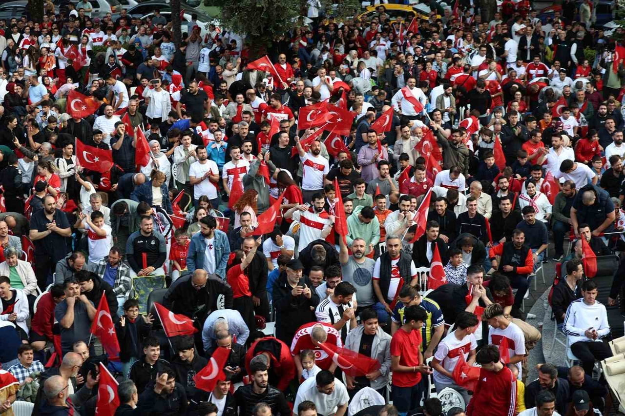SAKARYA BÜYÜKŞEHİR BELEDİYESİ, A MİLLİ FUTBOL TAKIMI'NIN 2026 FIFA DÜNYA KUPASI'NDA PARAGUAY İLE...