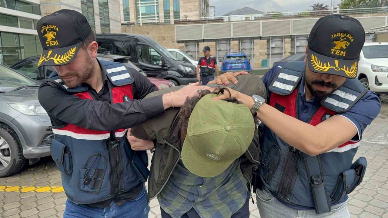 SAKARYA’DAN AİLESİNİ ZİYARET ETMEK İÇİN SAMSUN’A GELEN VE DEAŞ TERÖR ÖRGÜTÜ İLE BAĞLANTISI OLDUĞU...