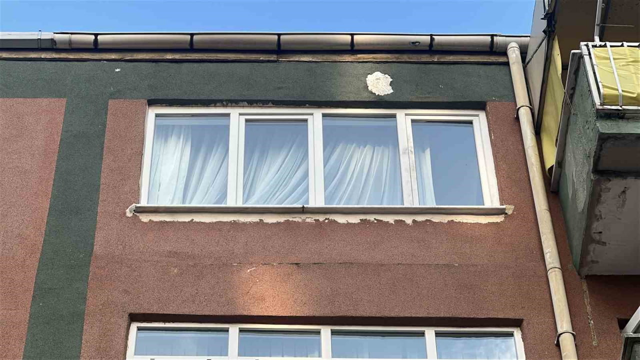 SAMSUN'UN ATAKUM İLÇESİNDE APARTMANIN 5. KATINDAKİ PENCEREDEN DÜŞEN 1,5 YAŞINDAKİ ÇOCUK...