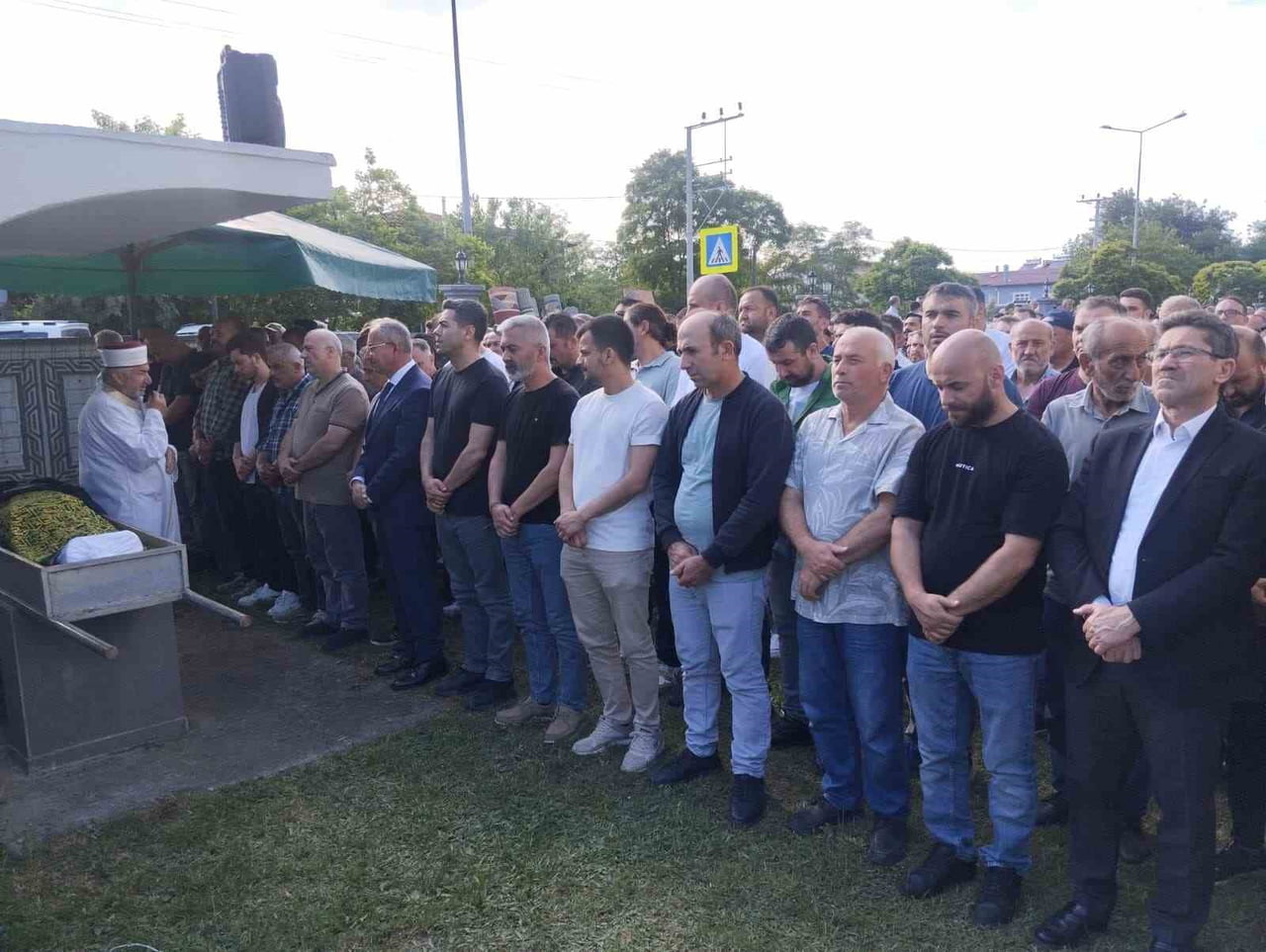 SAMSUN'UN TEKKEKÖY İLÇESİNDEKİ YEŞİLYURT DEMİR ÇELİK FABRİKASI'NDA MEYDANA GELEN ELEKTRİK...