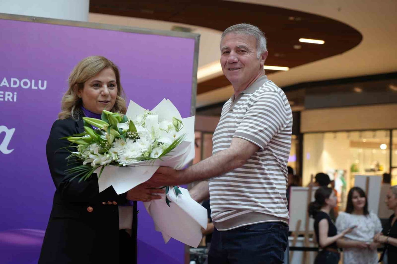 SAMSUN BÜYÜK ANADOLU HASTANESİ GENEL MÜDÜRÜ DR. İSMAİL ŞEN TARAFINDAN PROF. DR. AYFER KAMALI...