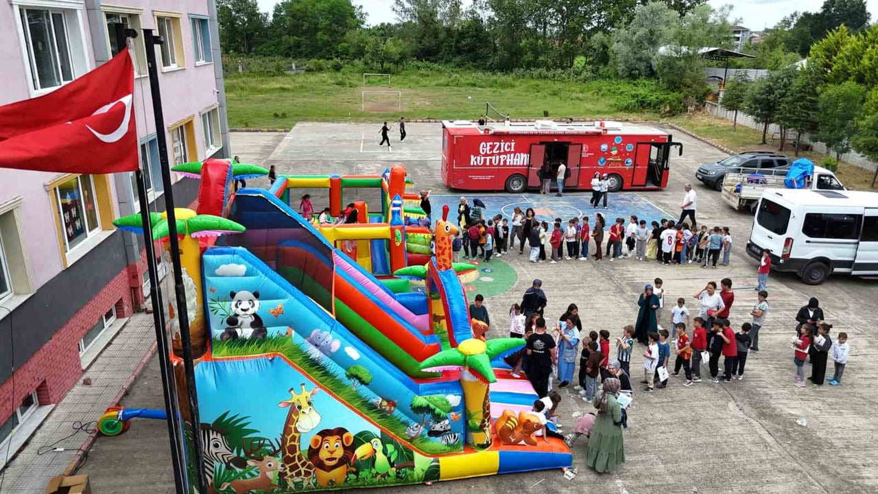 SAMSUN BÜYÜKŞEHİR BELEDİYESİ (SBB), TARAFINDAN HAYATA GEÇİRİLEN "BİZ GELDİK PROJESİ" KAPSAMINDA...