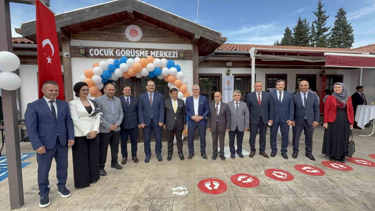 SAMSUN CUMHURİYET BAŞSAVCILIĞI BÜNYESİNDE HİZMET VEREN ÇOCUK GÖRÜŞME MERKEZİ, DÜZENLENEN TÖRENLE...