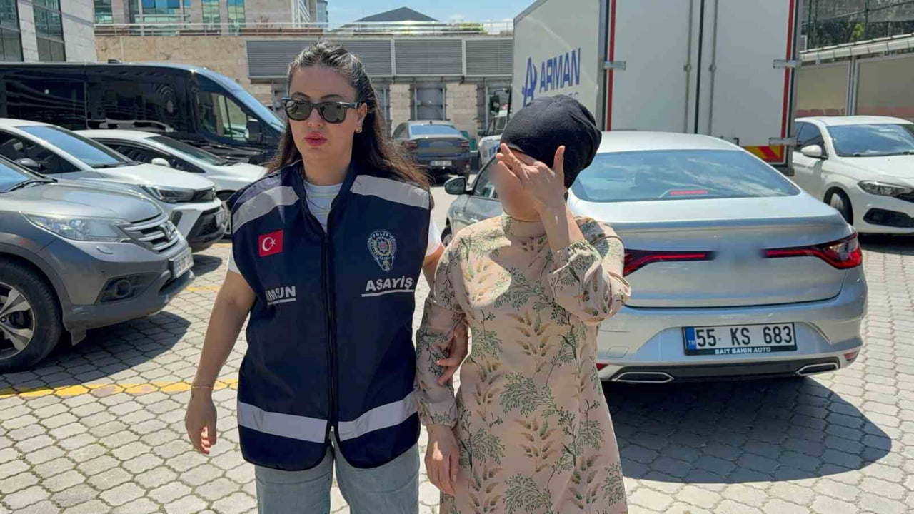 SAMSUN’DA BİR EVDEN  YAKLAŞIK 800 BİN LİRA DEĞERİNDEKİ PIRLANTA BİLEKLİĞİN ÇALINMASIYLA EVİN...