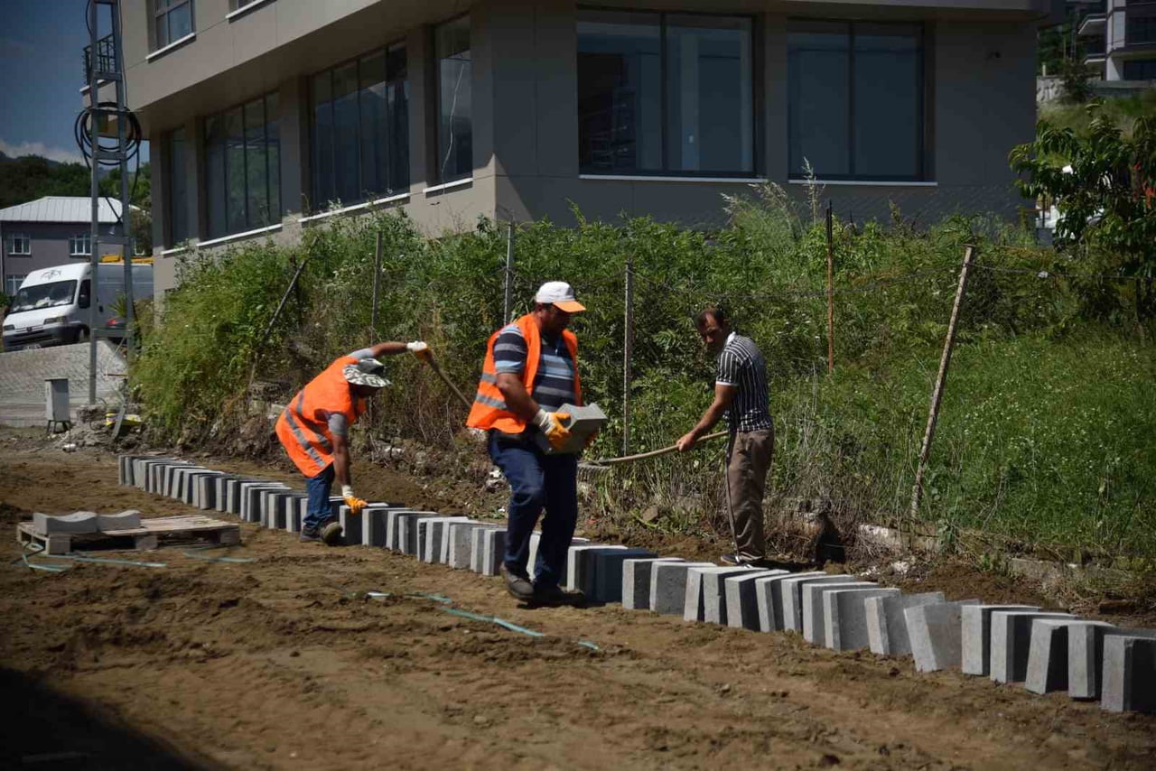 SAMSUN’UN ATAKUM BELEDİYESİ, YAZ BOYUNCA 250 BİN METREKARE SATHİ KAPLAMA, 120 BİN METREKARE...