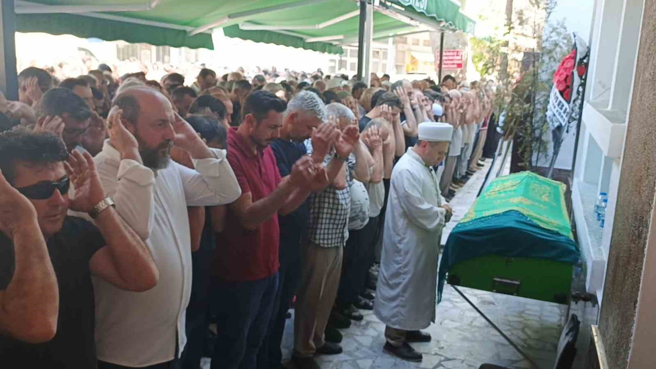 SAMSUN’UN BAFRA İLÇESİNDE DERBENT BARAJ GÖLÜ’NDE OTOMOBİLİNİN İÇERİSİNDE ÖLÜ BULUNAN 2 ÇOCUK...