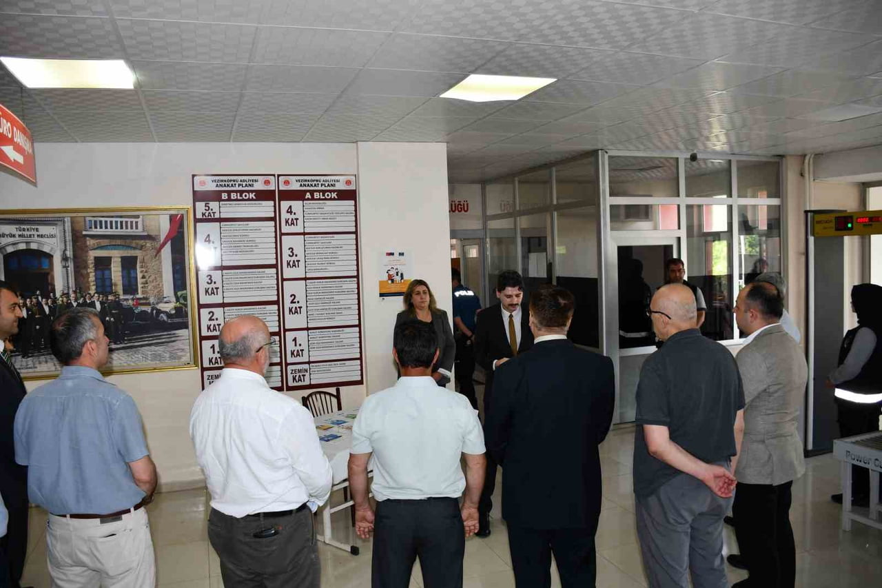 SAMSUN’UN VEZİRKÖPRÜ İLÇESİNDE UZLAŞTIRMA HAFTASI DOLAYISIYLA VEZİRKÖPRÜ ADLİYESİ’NDE...
