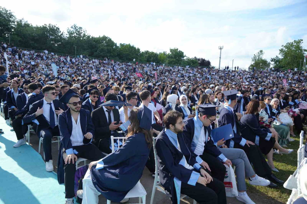 SAMSUN ÜNİVERSİTESİ’NİN (SAMÜ) FARKLI BÖLÜMLERİNDE EĞİTİM GÖREN 616 ÖĞRENCİ, DÜZENLENEN MEZUNİYET...
