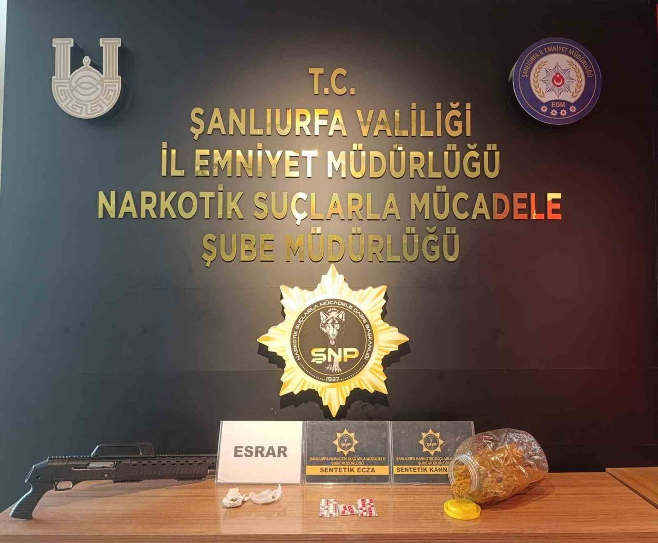 ŞANLIURFA'DA UYUŞTURUCU OPERASYONU 3 GÖZALTI