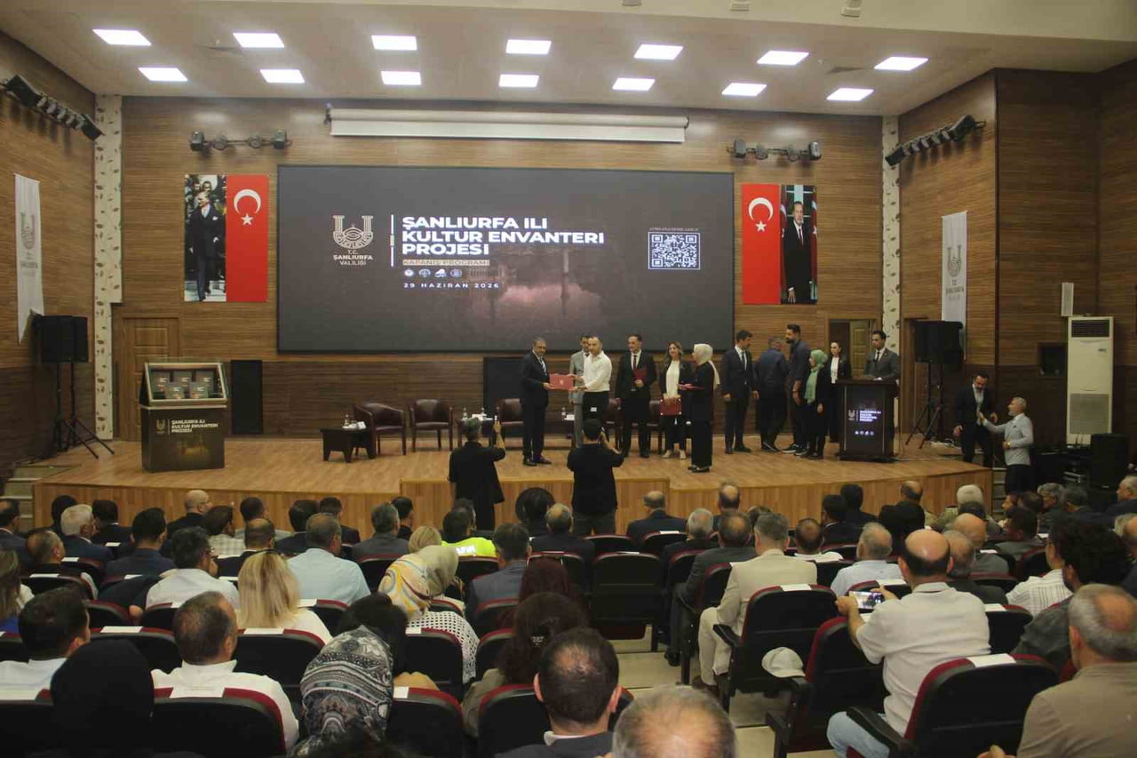 ŞANLIURFA'NIN TARİHİ VE KÜLTÜREL DEĞERLERİNİN BİLİMSEL YÖNTEMLERLE KAYIT ALTINA ALINMASI AMACIYLA...