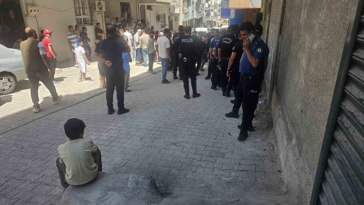 ŞANLIURFA’DA PENCERENİN DEMİR KORKULUKLARINDA ASILI HALDE BULUNAN KADININ EŞİ TARAFINDAN...