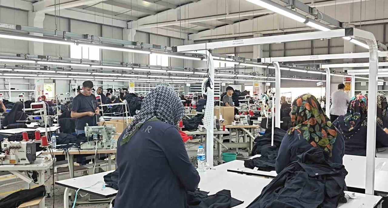 SARAYDÜZÜ İLÇESİNDE KUZEY ANADOLU KALKINMA AJANSI DESTEĞİYLE KURULAN TEKSTİL FABRİKASI SAYESİNDE...