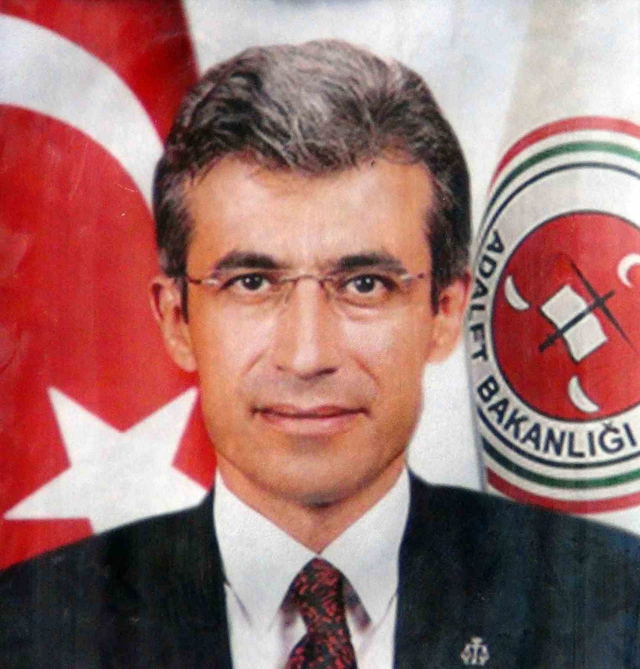 ŞEHİT BAŞSAVCI MUSTAFA ALPER’İN İSMİ ADLİYE LOJMANLARINDA YAŞATILACAK