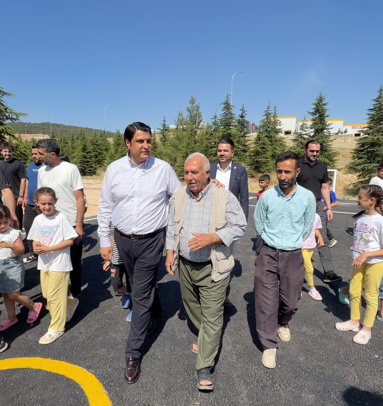 ŞEHİTKAMİL BELEDİYE BAŞKANI UMUT YILMAZ, BURAK MAHALLESİ’NDE UZUN YILLARDIR ATIL DURUMDA BULUNAN...
