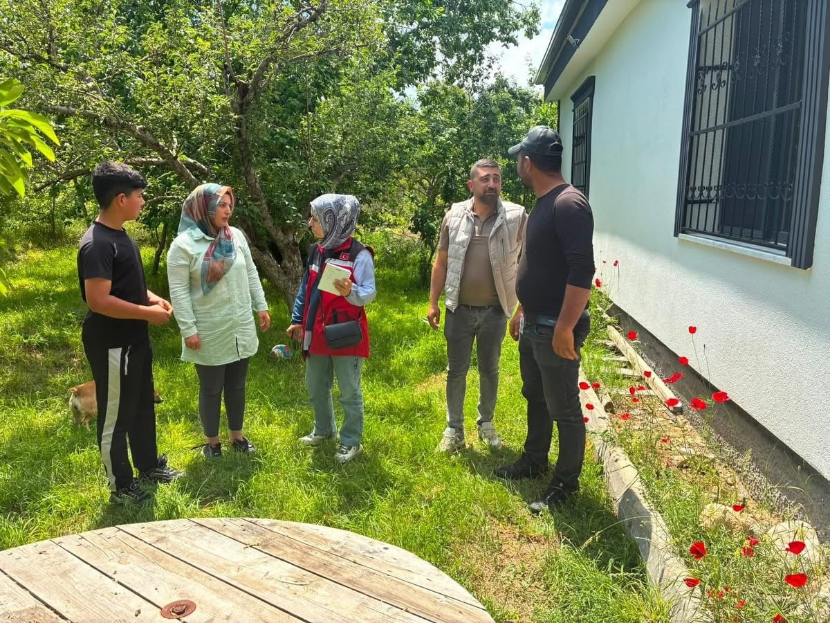SELDEN ETKİLENEN GÜMÜŞLER BELDESİNE PSİKOSOSYAL DESTEK