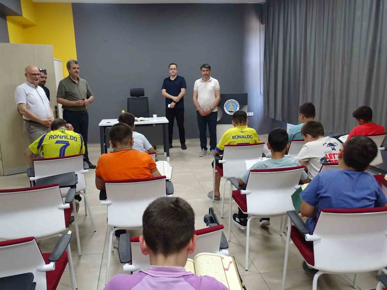 SERGİYİ ZİYARET EDENLER