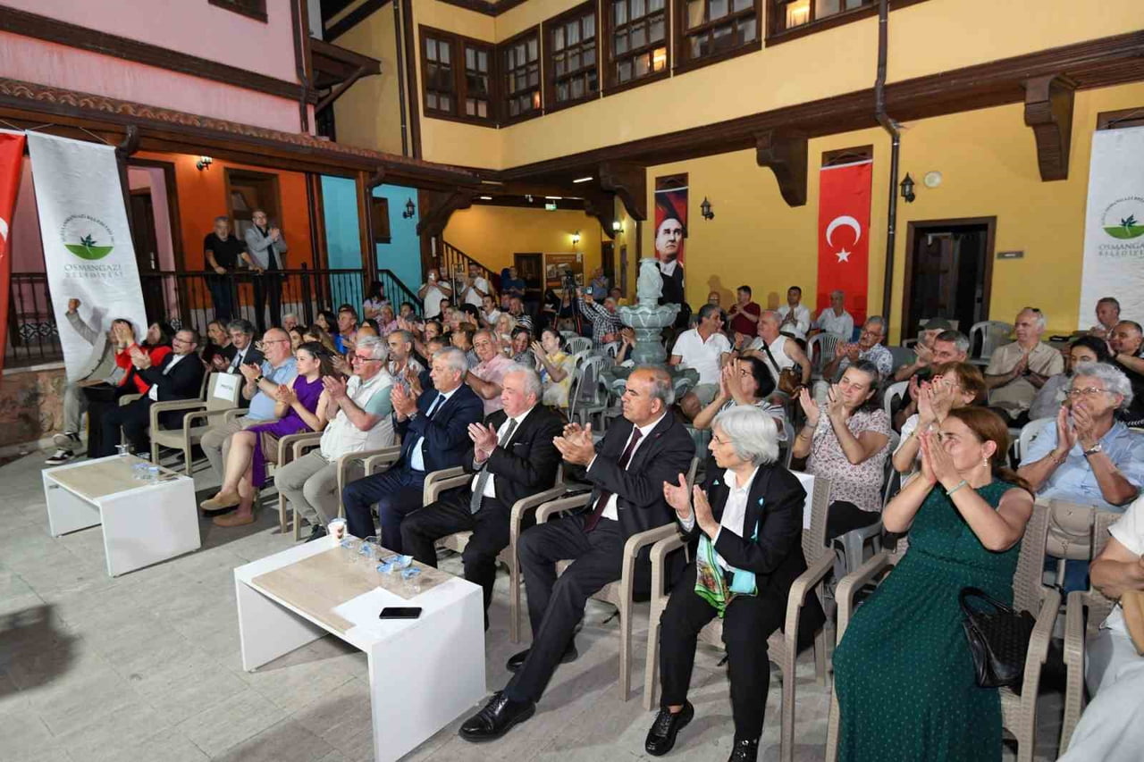 ŞİİRLERİYLE KUŞAKLARA İLHAM VEREN BÜYÜK ŞAİR NAZIM HİKMET, VEFATININ 63. YILINDA OSMANGAZİ’DE...