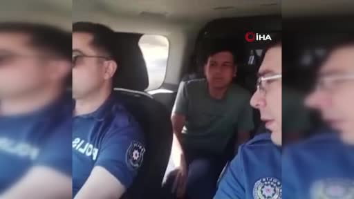 Siirt’te polis ekipleri YKS’ye geç kalan öğrencileri sınava yetiştirdi