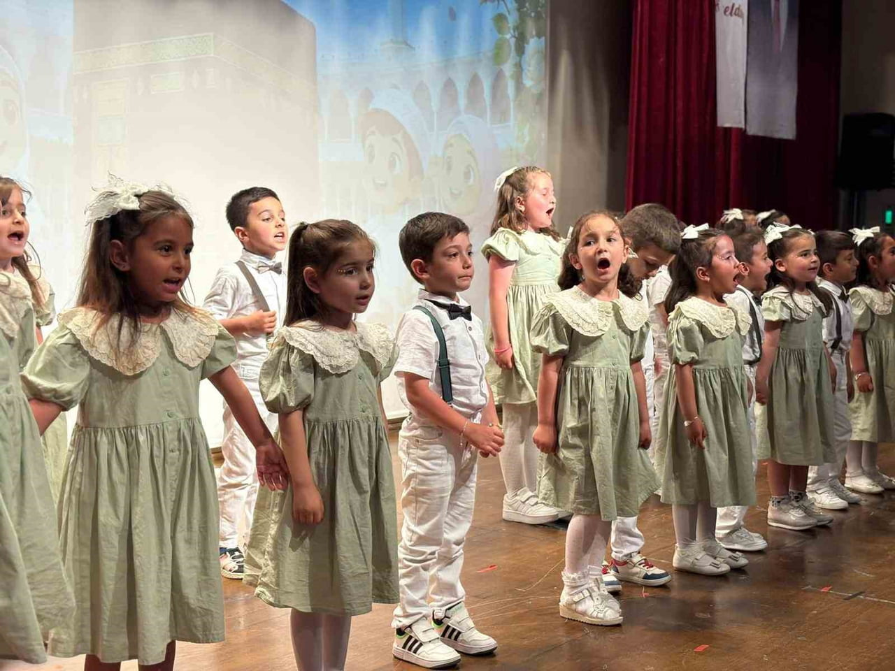 SİNCAN BELEDİYESİ ANNE ÇOCUK OYUN EVLERİ VE BEBEK KÜTÜPHANESİ ÖĞRENCİLERİ, YIL SONU GÖSTERİSİ VE...