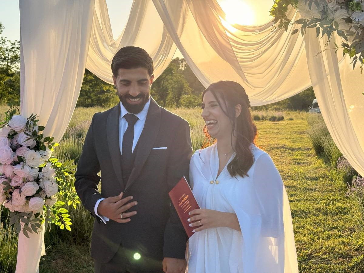 SİNOP'TA, İTALYAN GİULİA VE FERDİ, MOR RENKLERE BÜRÜNEN İŞLETMEDE DÜZENLENEN TÖRENLE...