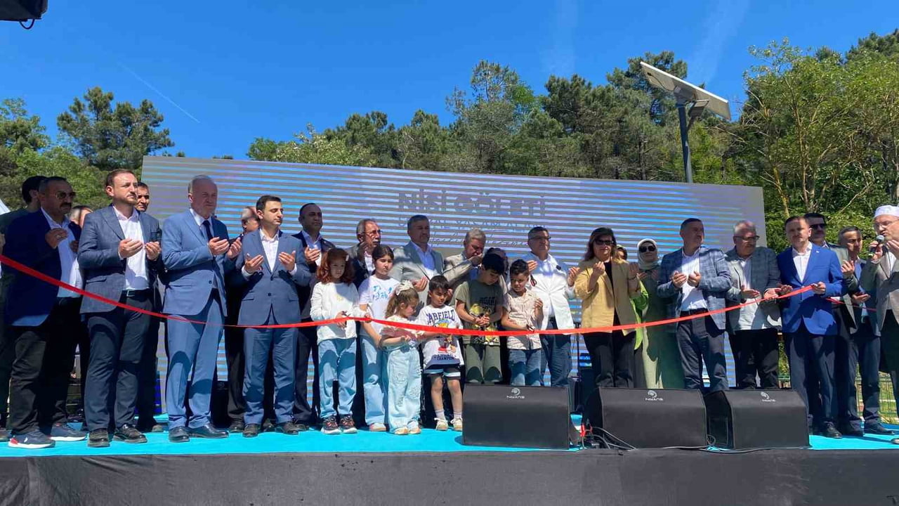 SİNOP’TA MODERN BİR GÖRÜNÜME KAVUŞTURULAN NİSİ GÖLETİ SOSYAL YAŞAM ALANI, DÜZENLENEN TÖRENLE...