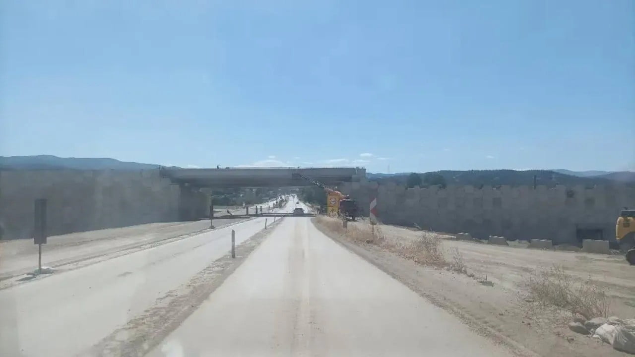 SİNOP’UN BOYABAT İLÇESİNDE YAPIMI DEVAM EDEN ÇEVRE YOLU PROJESİNDE ÇALIŞMALAR HIZ KESMEDEN DEVAM...